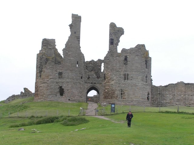 Dunstanburgh castle